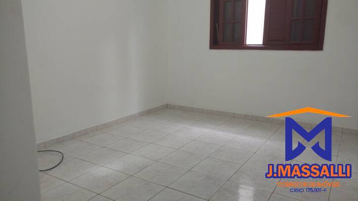 Casa à venda com 2 quartos, 140m² - Foto 8