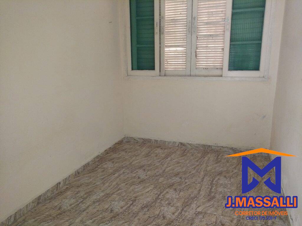 Casa à venda com 3 quartos, 750m² - Foto 11