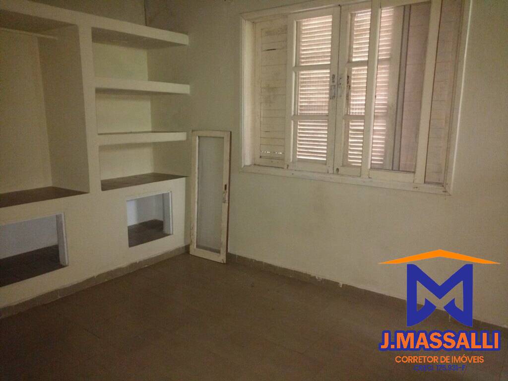 Casa à venda com 3 quartos, 750m² - Foto 17