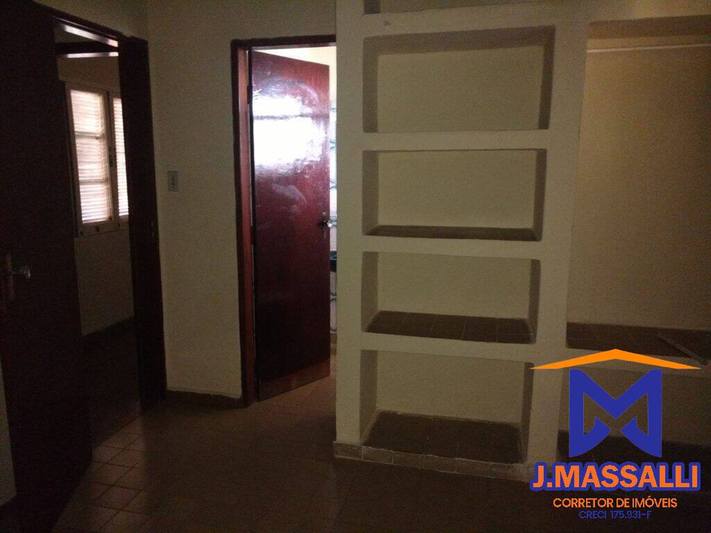 Casa à venda com 3 quartos, 750m² - Foto 20