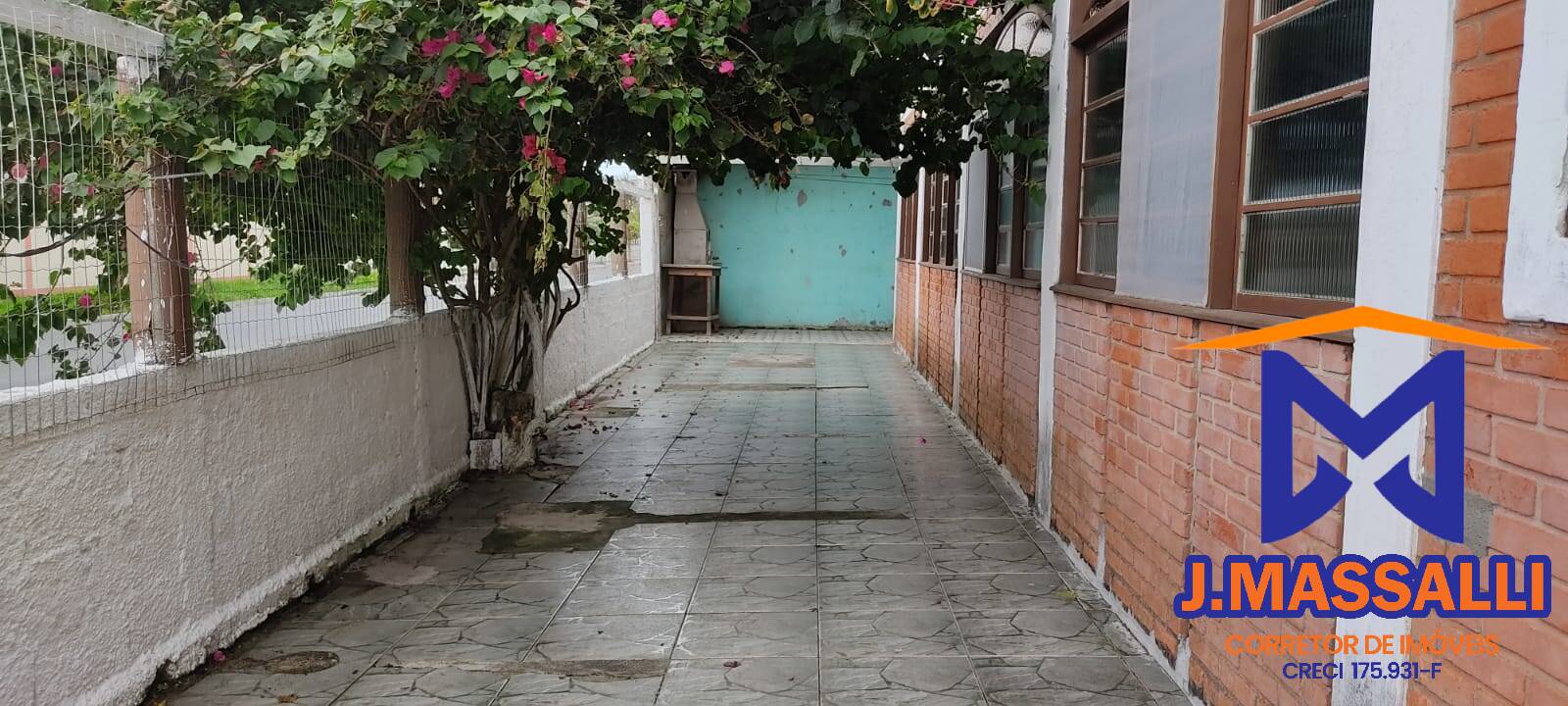 Casa à venda com 3 quartos, 250m² - Foto 6