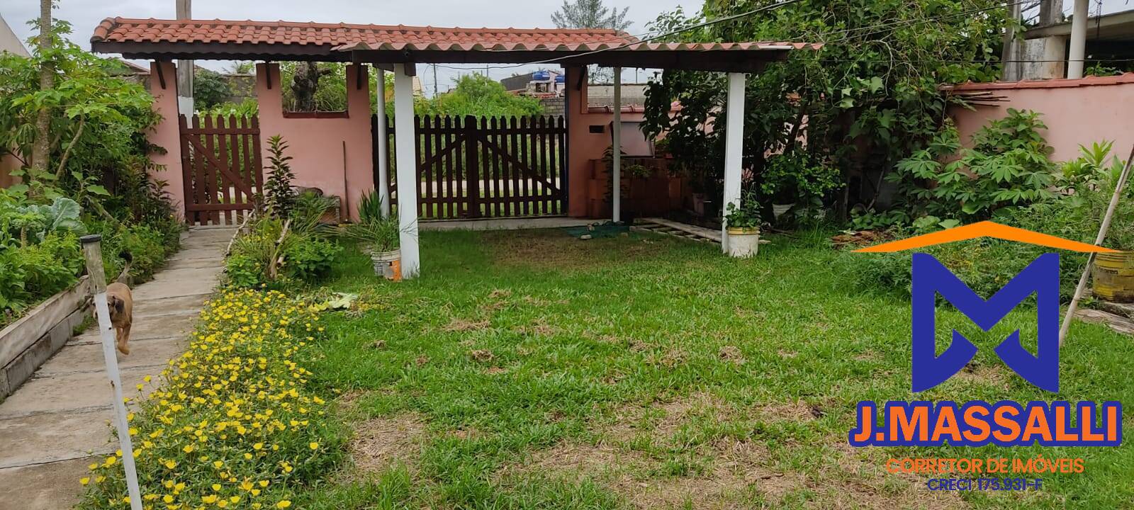 Casa à venda com 3 quartos, 250m² - Foto 4