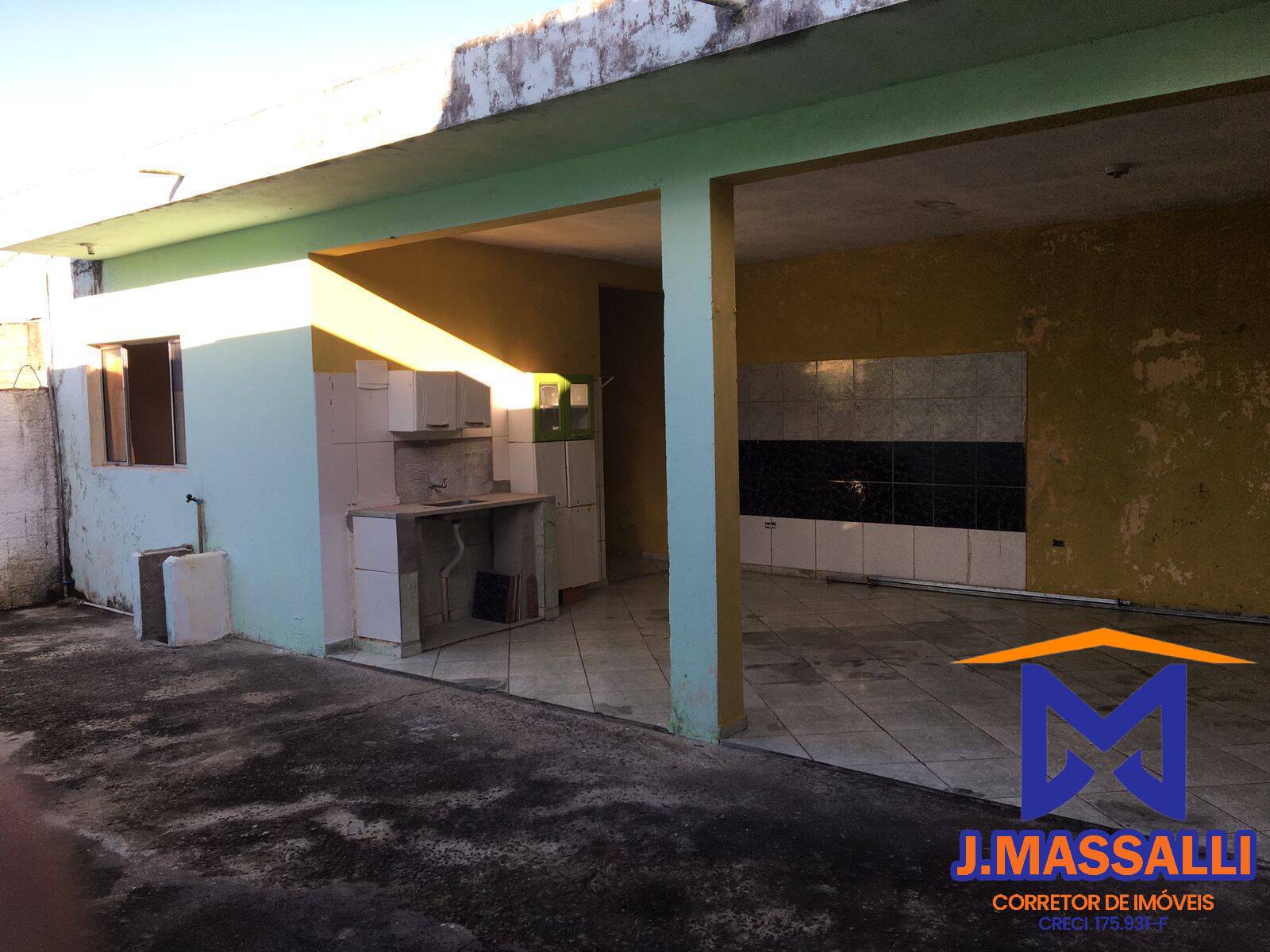 Casa à venda com 2 quartos, 250m² - Foto 3