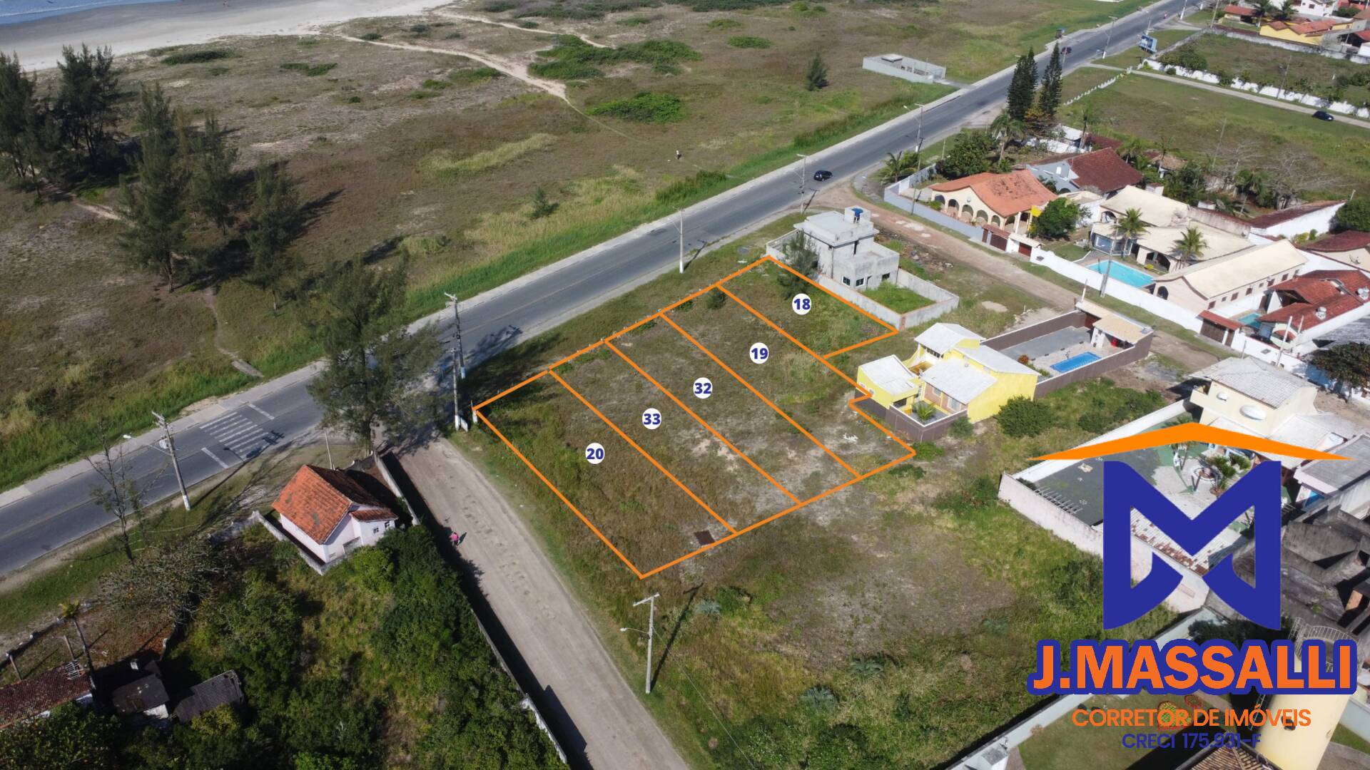 Terreno à venda, 300m² - Foto 1