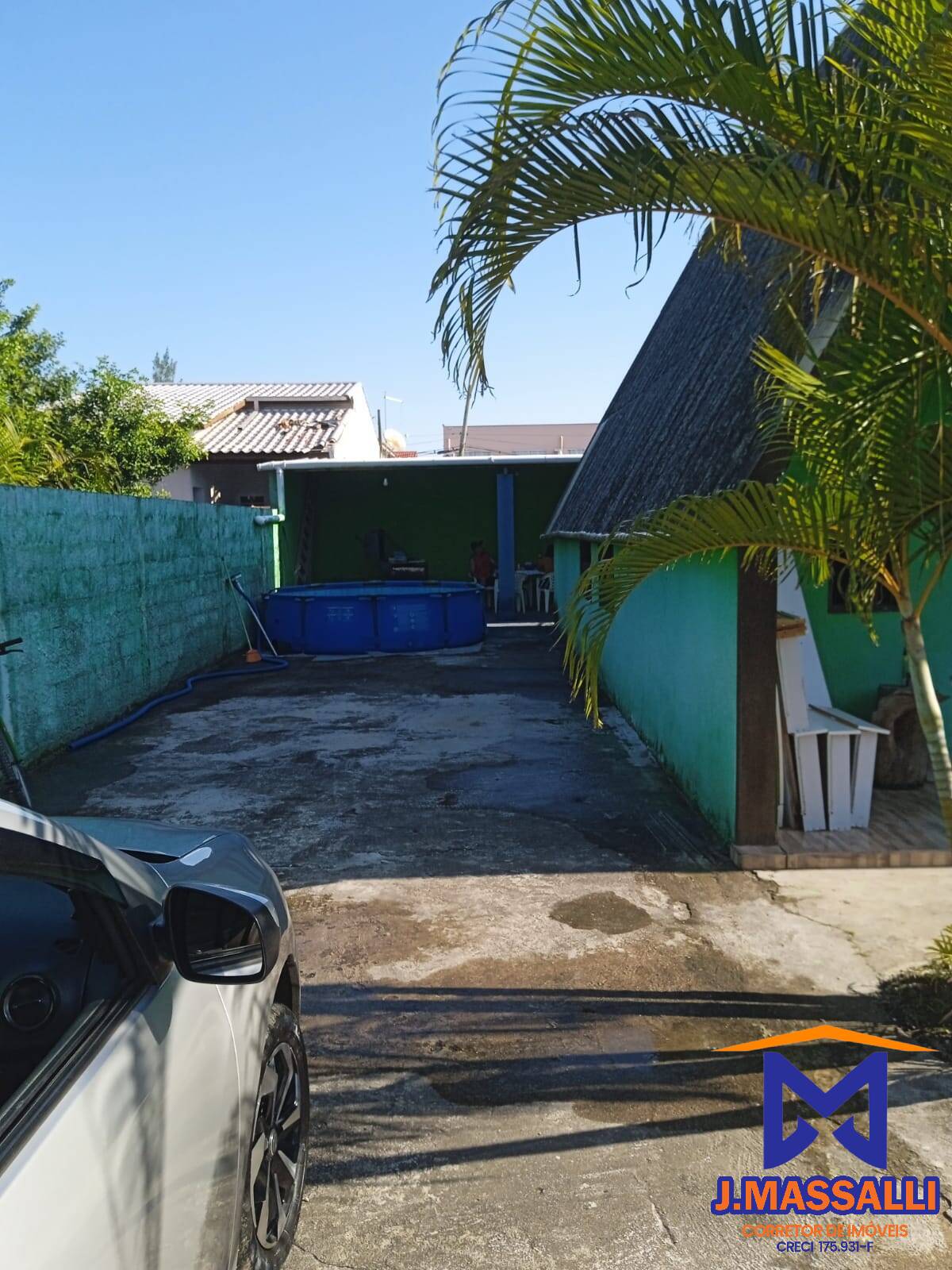 Casa à venda com 3 quartos, 250m² - Foto 2