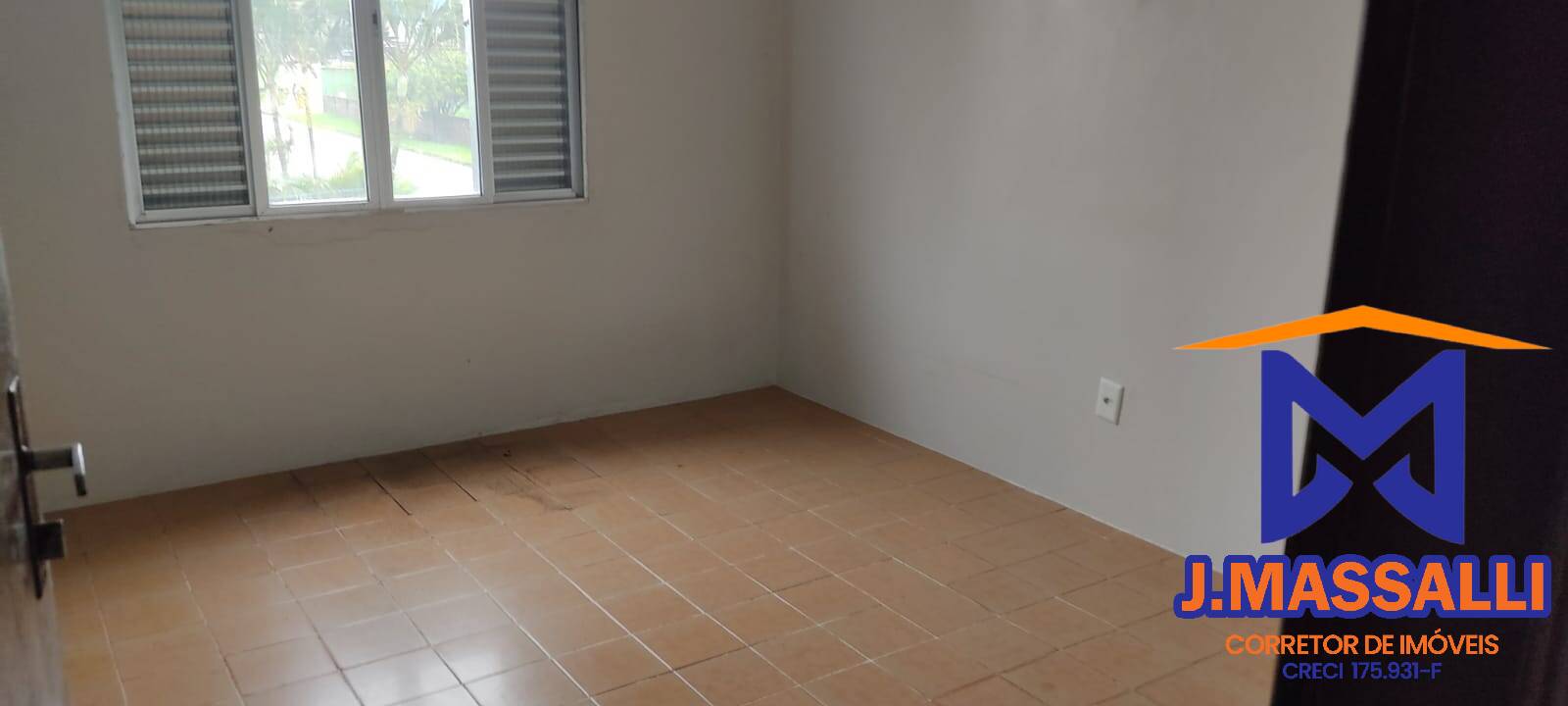 Casa à venda com 3 quartos, 300m² - Foto 14