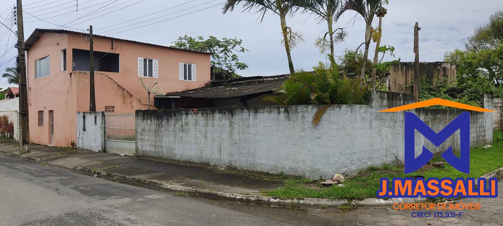 Casa à venda com 3 quartos, 300m² - Foto 37