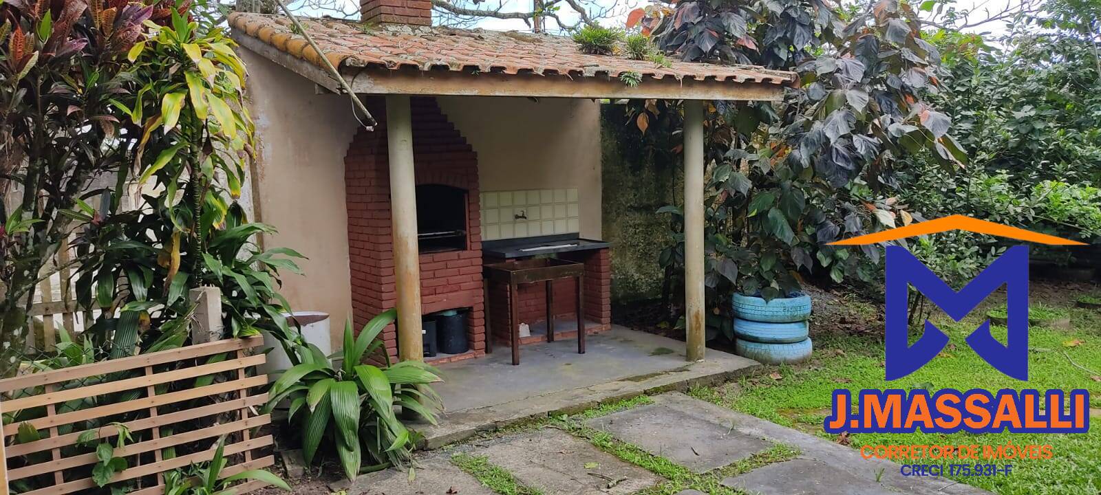 Casa à venda com 4 quartos, 200m² - Foto 5