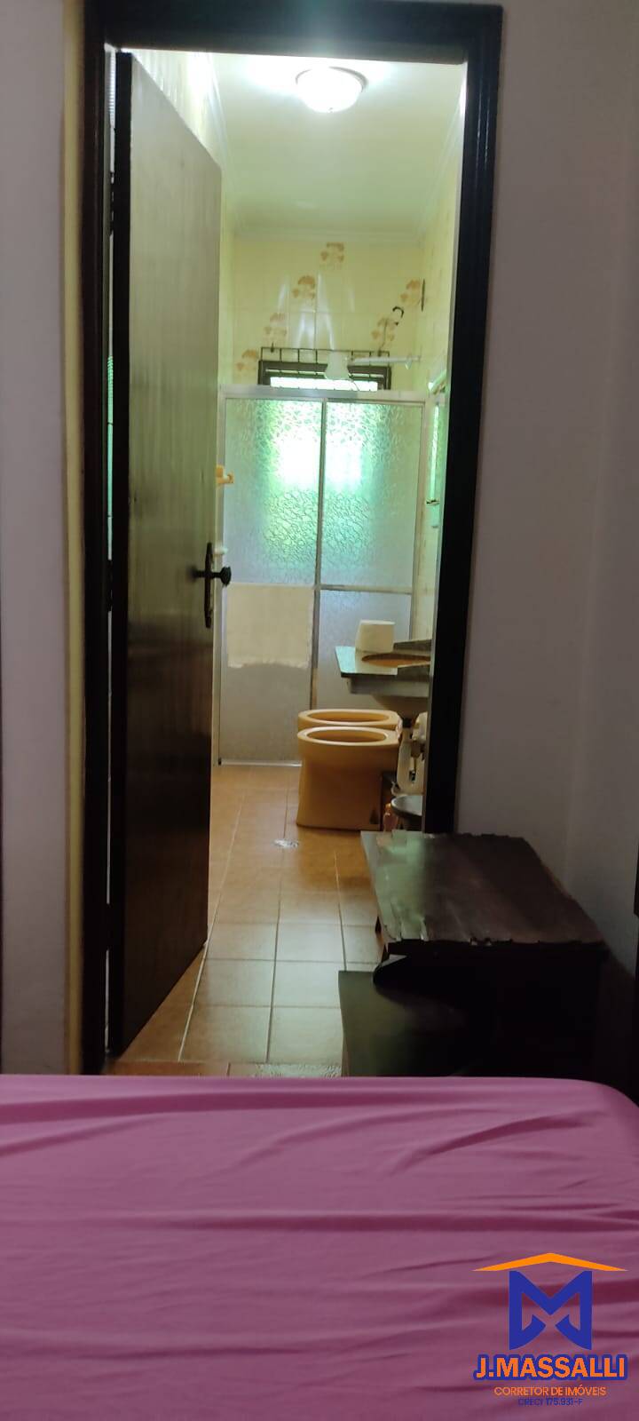 Casa à venda com 4 quartos, 200m² - Foto 26