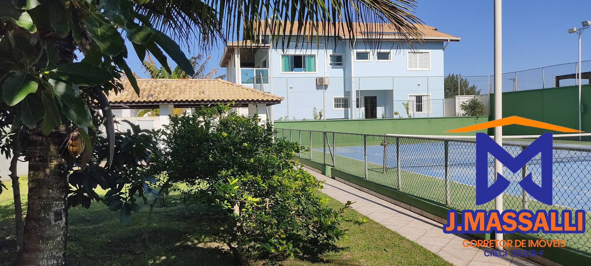 Casa à venda com 4 quartos, 300m² - Foto 15